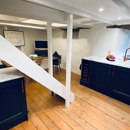 Spindrift Is A Beautiful Newly Refurbished Three Bedroom Private Family House Located On The Old Harbour And The Coastal Path In The Heart Of Beautiful Polperro Εξωτερικό φωτογραφία