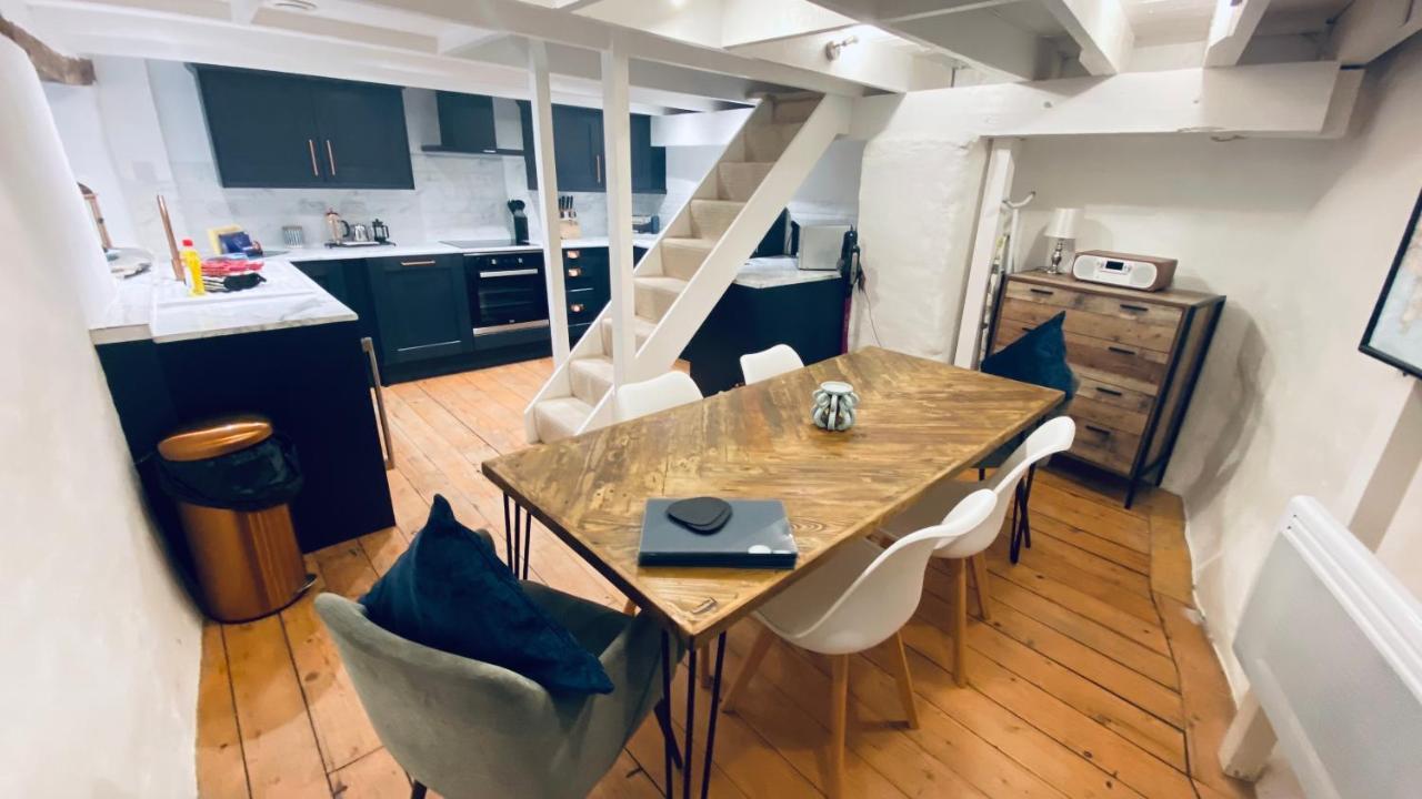 Spindrift Is A Beautiful Newly Refurbished Three Bedroom Private Family House Located On The Old Harbour And The Coastal Path In The Heart Of Beautiful Polperro Εξωτερικό φωτογραφία