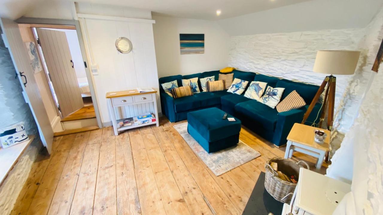 Spindrift Is A Beautiful Newly Refurbished Three Bedroom Private Family House Located On The Old Harbour And The Coastal Path In The Heart Of Beautiful Polperro Εξωτερικό φωτογραφία