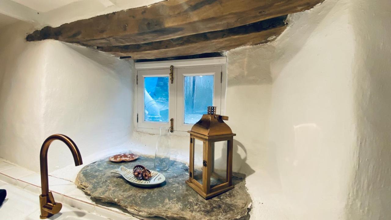Spindrift Is A Beautiful Newly Refurbished Three Bedroom Private Family House Located On The Old Harbour And The Coastal Path In The Heart Of Beautiful Polperro Εξωτερικό φωτογραφία